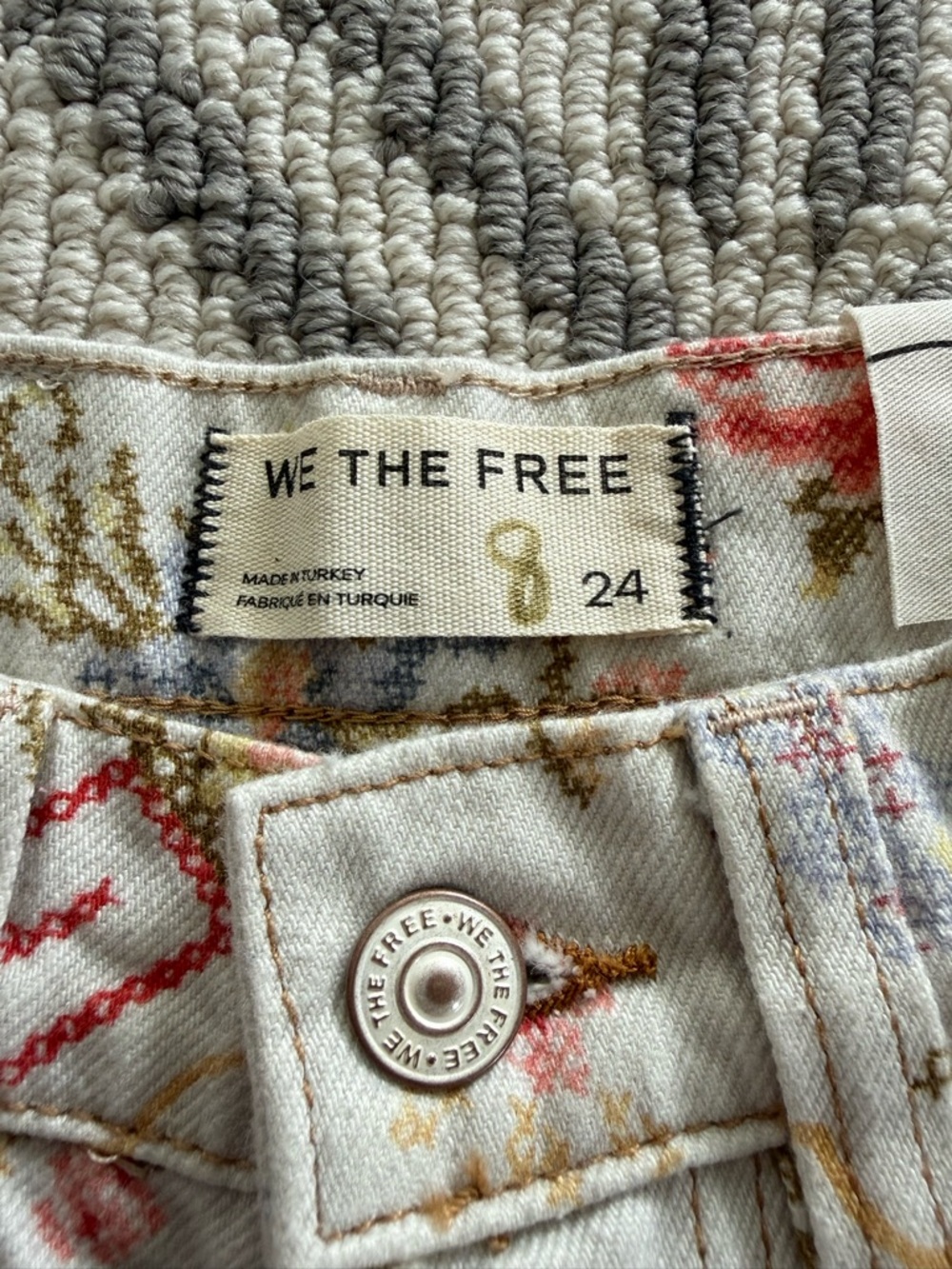 NWT - Free People - EDEN Printed High Slouchy Jeans - Picture 8 of 14